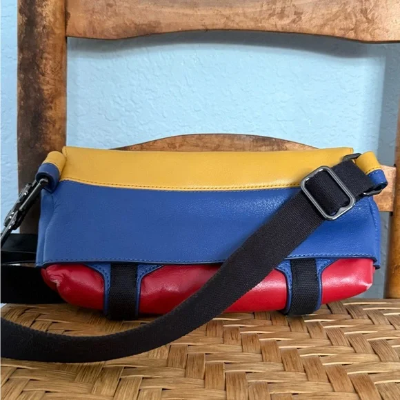Leather Timbuk2 Primary Colors Belt Bag - Picture 4 of 7